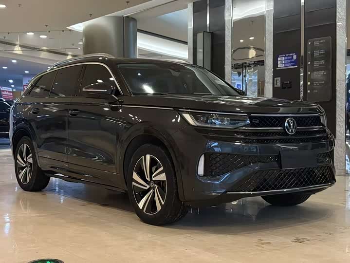 Фото 2 - Volkswagen Tavendor