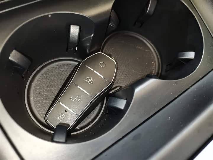 Фото 9 - BYD Qin Plus