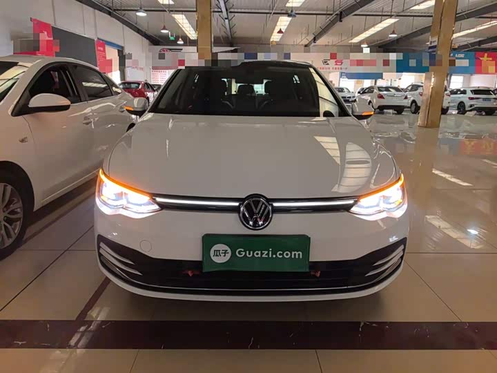 Фото 3 - Volkswagen Golf