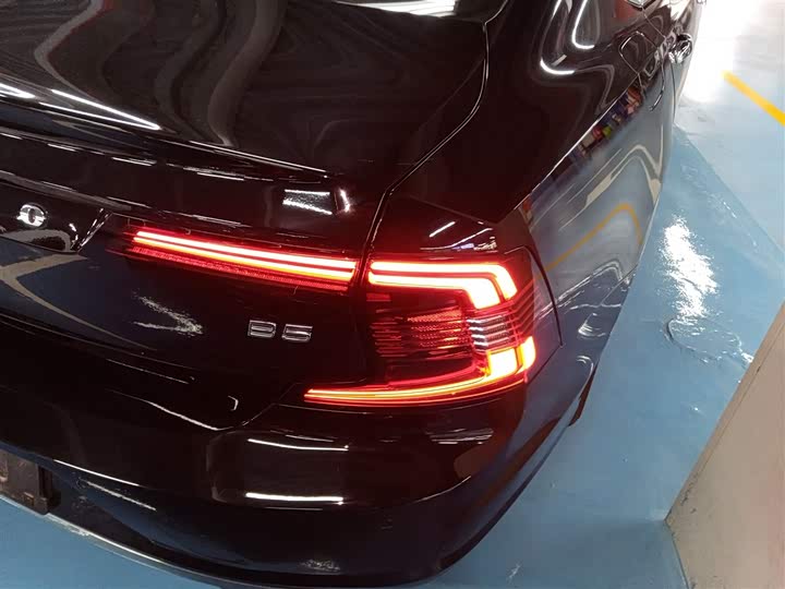 Фото 7 - Volvo S90