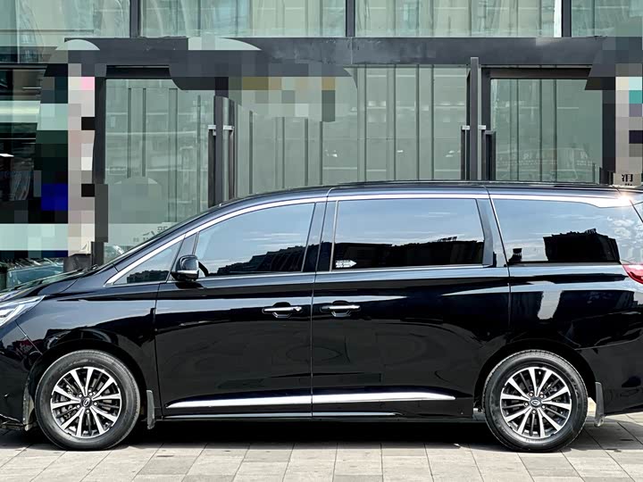 Фото 4 - GAC Trumpchi M8