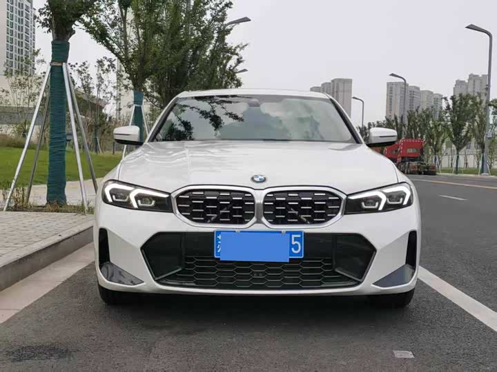 Фото 1 - BMW 3 Series