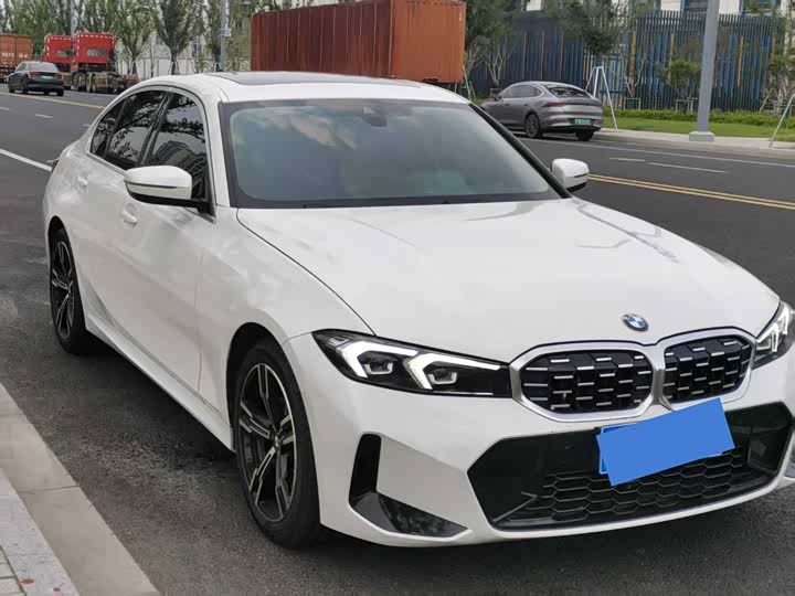 Фото 2 - BMW 3 Series