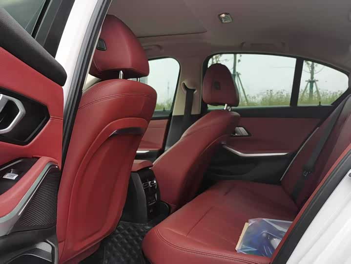 Фото 3 - BMW 3 Series