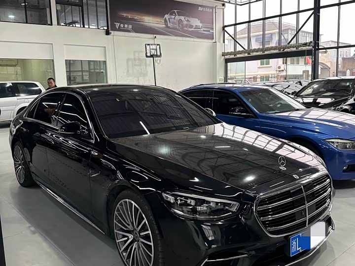 Фото 2 - Mercedes-Benz S-Class