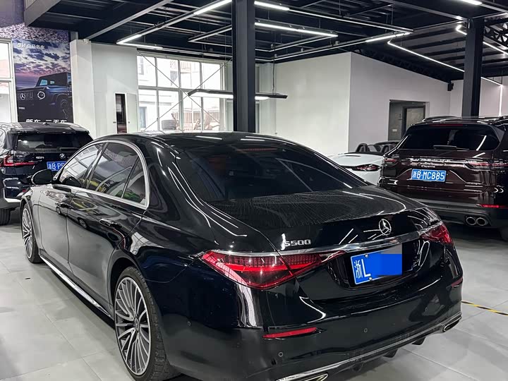 Фото 3 - Mercedes-Benz S-Class