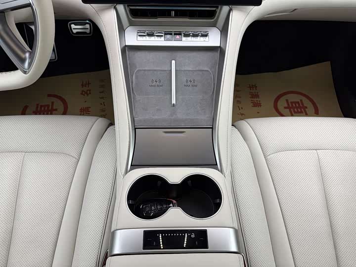 Фото 8 - Denza Z9