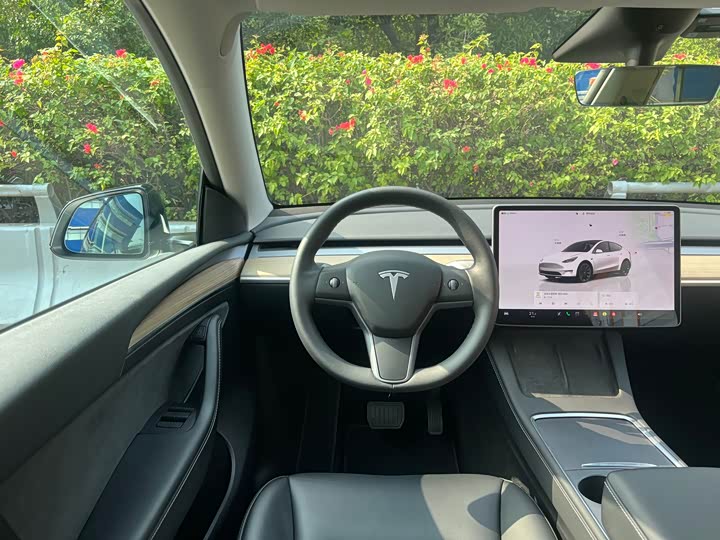 Фото 5 - Tesla Model Y