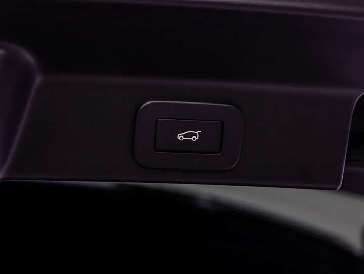 Фото 7 - Jaguar F-Pace