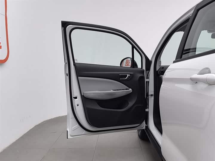 Фото 8 - Leapmotor T03