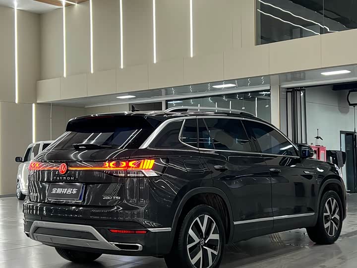 Фото 9 - Volkswagen Tayron