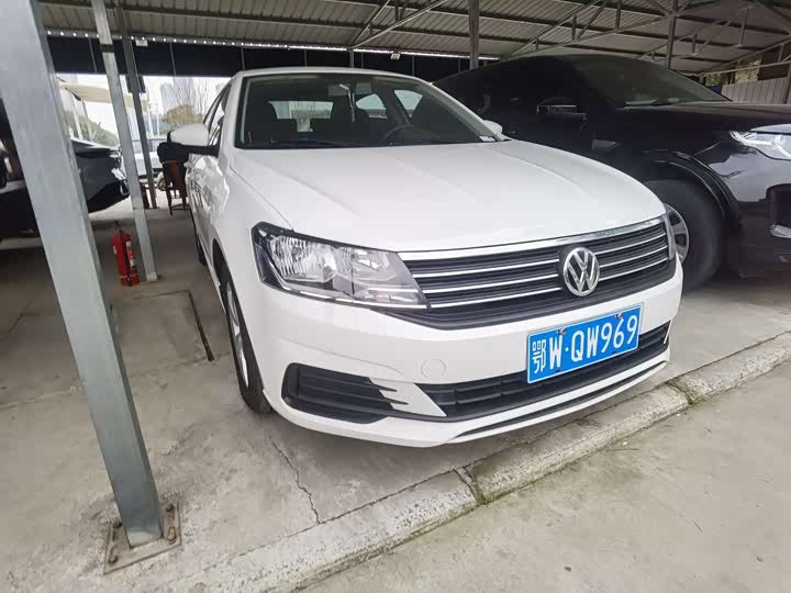 Фото 3 - Volkswagen Lavida