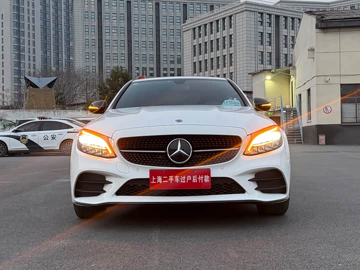 Фото 2 - Mercedes-Benz C-Class