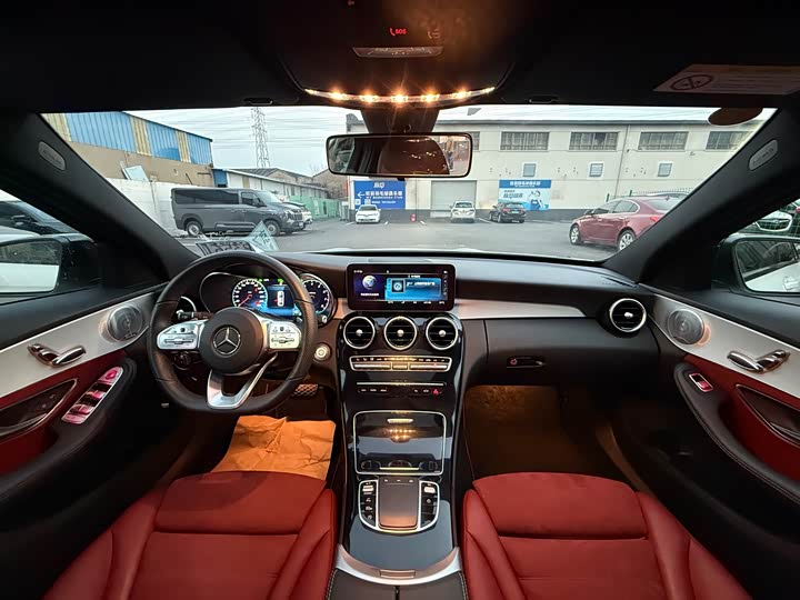 Фото 4 - Mercedes-Benz C-Class