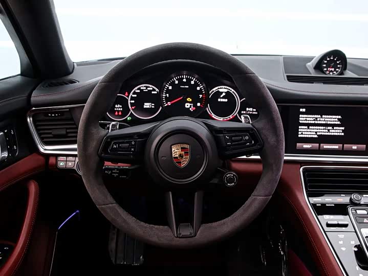 Фото 7 - Porsche Panamera