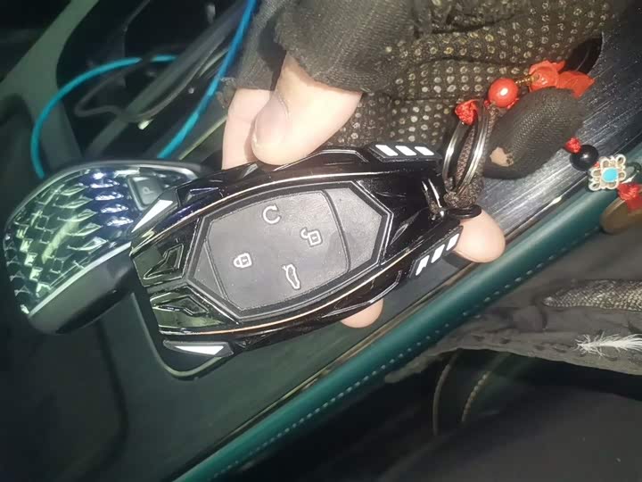 Фото 9 - GAC Trumpchi GS8