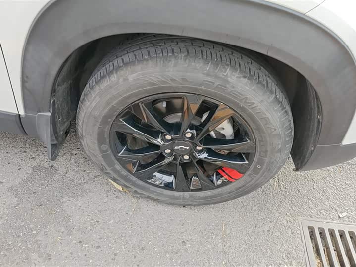 Фото 6 - Chevrolet Trailblazer