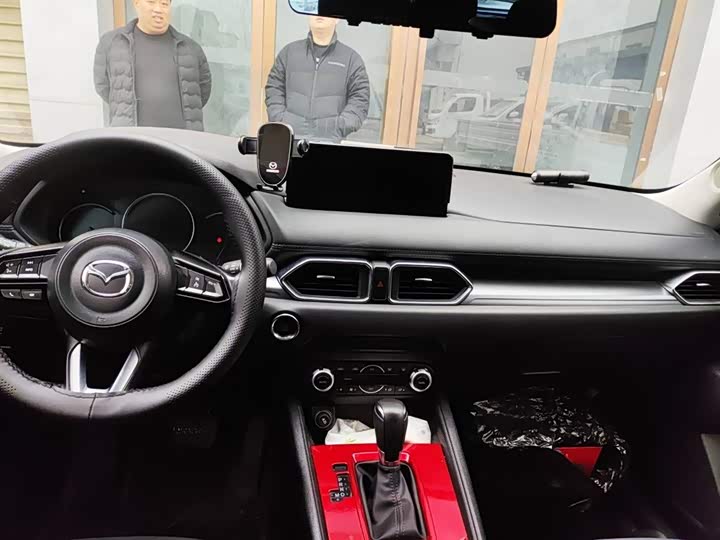 Фото 3 - Mazda CX-5