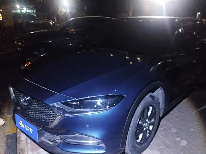 Фото 1 - Mazda CX-4