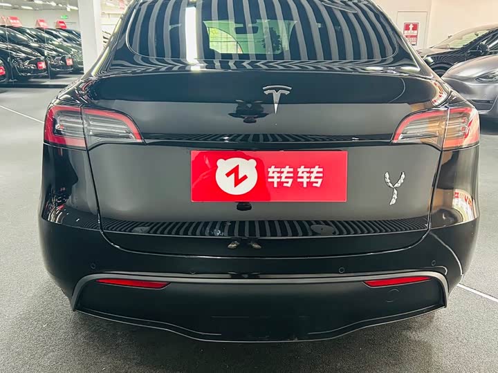 Фото 5 - Tesla Model Y