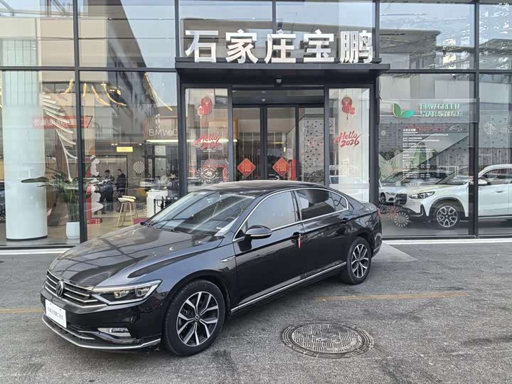 Фото 1 - Volkswagen Magotan