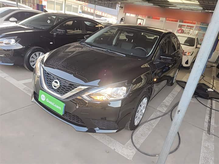 Фото 2 - Nissan Sylphy