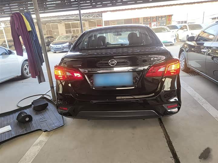 Фото 6 - Nissan Sylphy