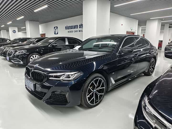 Фото 1 - BMW 5 Series