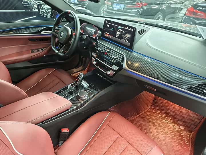 Фото 5 - BMW 5 Series