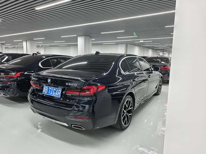 Фото 9 - BMW 5 Series