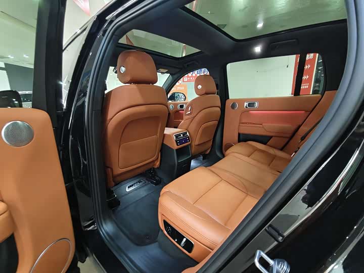 Фото 8 - LiXiang L7