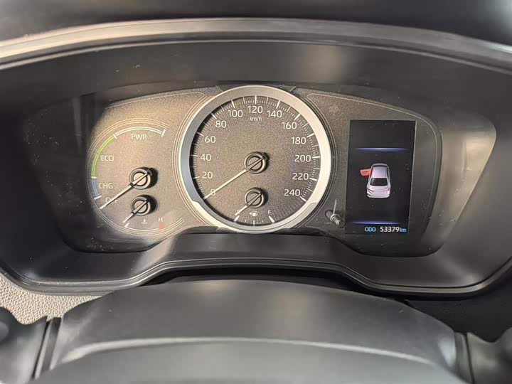 Фото 9 - Toyota Corolla