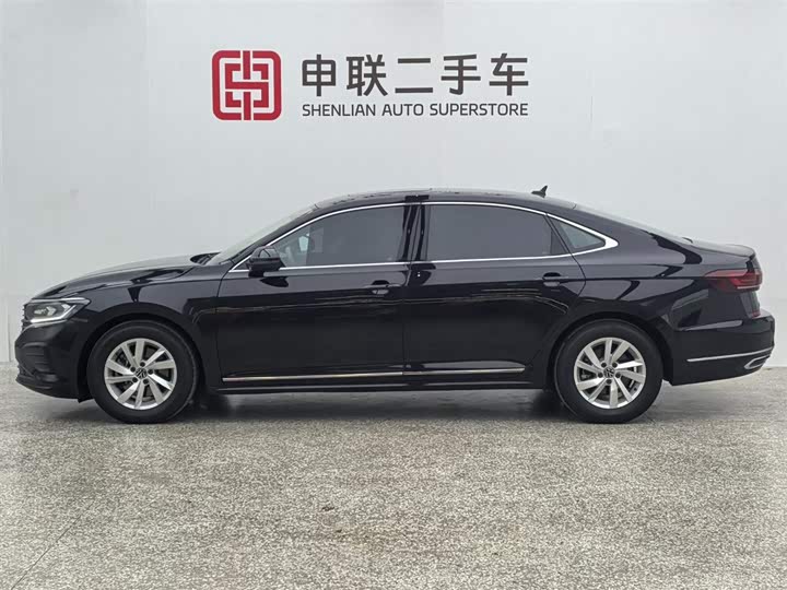 Фото 3 - Volkswagen Passat