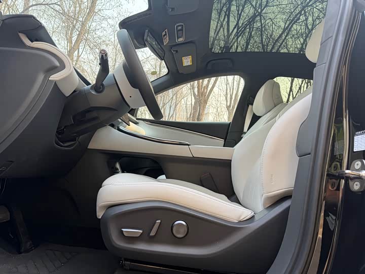 Фото 7 - XPeng G7