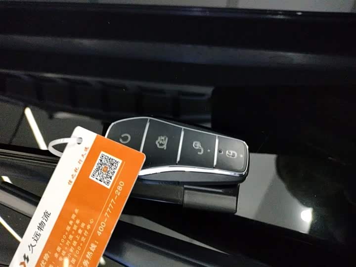 Фото 9 - BYD Yuan Up