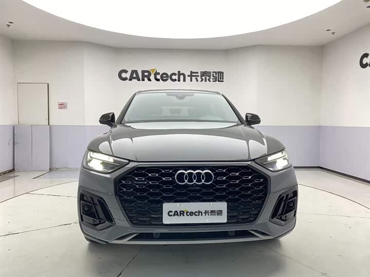 Фото 4 - Audi Q5L Sportback