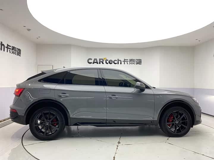 Фото 6 - Audi Q5L Sportback