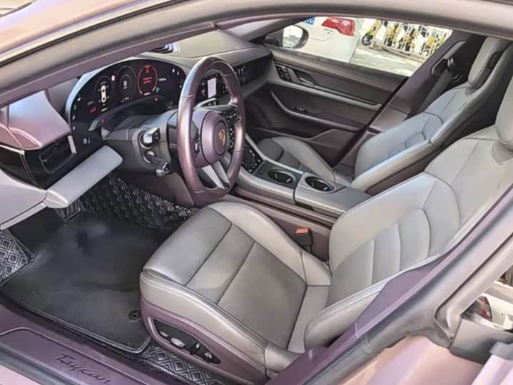 Фото 5 - Porsche Taycan