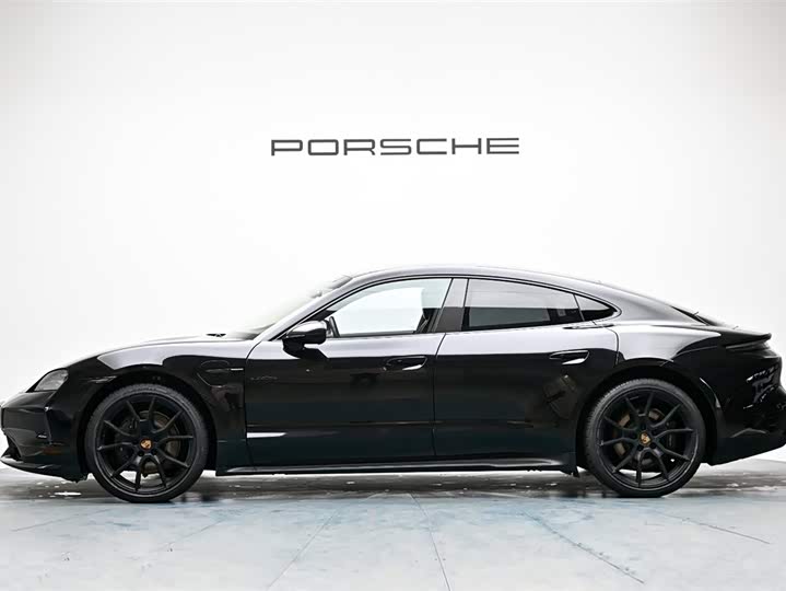 Фото 6 - Porsche Taycan