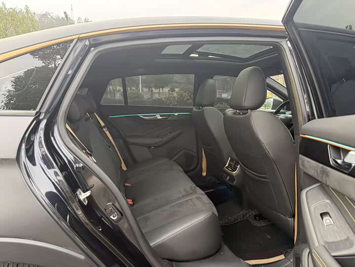 Фото 9 - Dongfeng Aeolus Yixuan Max