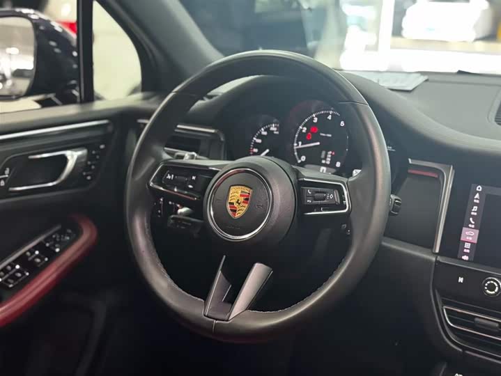 Фото 4 - Porsche Macan