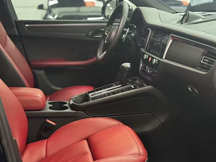 Фото 5 - Porsche Macan