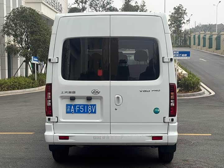 Фото 5 - Maxus V80