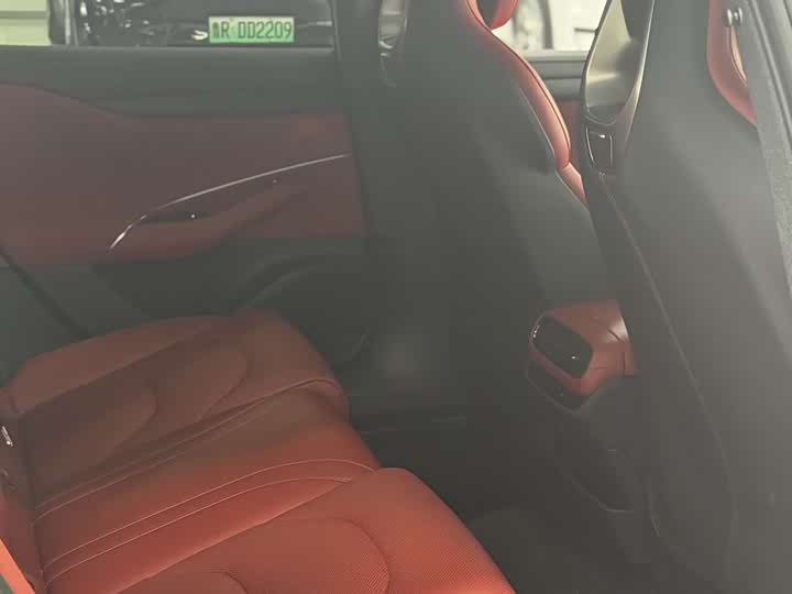 Фото 8 - Xiaomi SU7