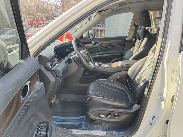 Фото 7 - Ford Equator