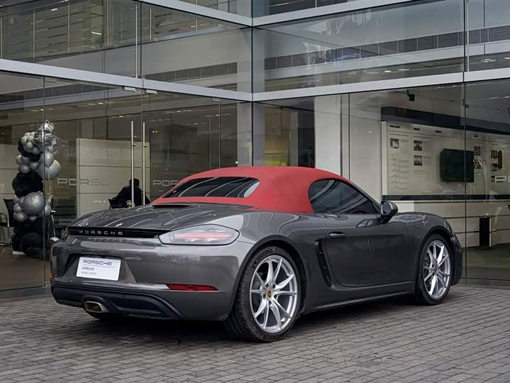 Фото 7 - Porsche 718