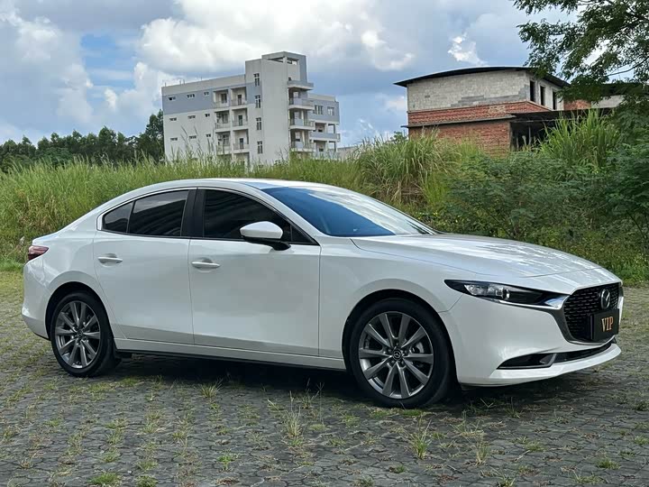 Фото 3 - Mazda 3 (Axela)