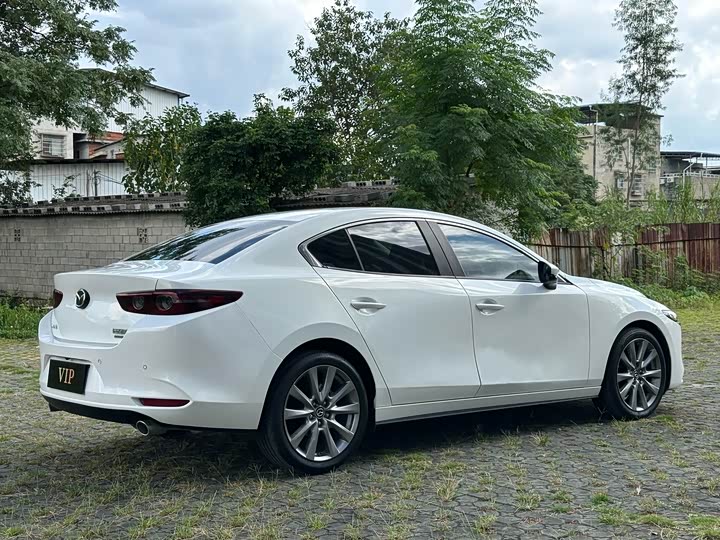 Фото 4 - Mazda 3 (Axela)