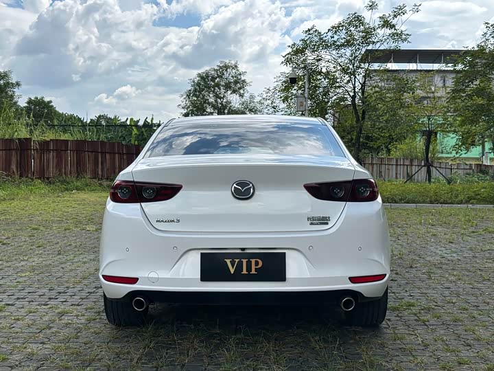 Фото 5 - Mazda 3 (Axela)