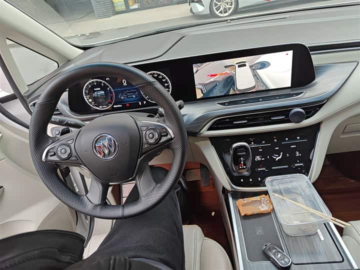 Фото 9 - Buick GL8 ES